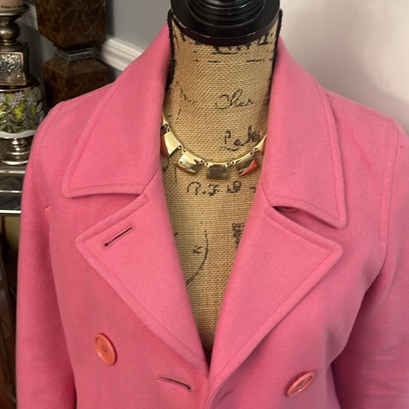 Coat - Picture 3 of 10